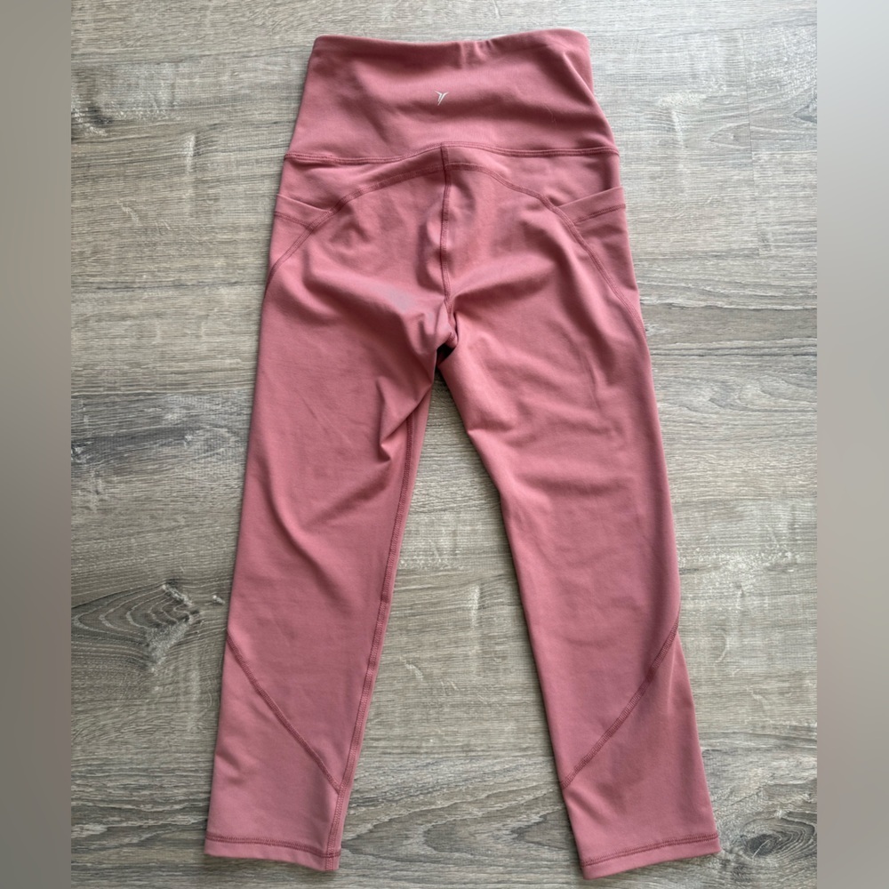 Old Navy Women’s Size XXS/XS Dusty Rose High-Waisted Capri Leggings - Picture 5 of 8